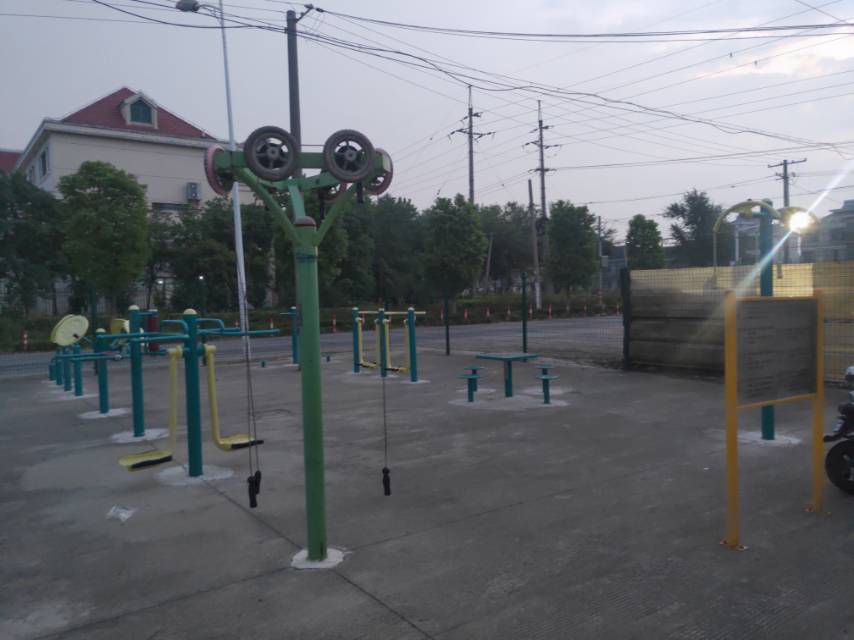 王涇村老年活動(dòng)室健身益智點(diǎn)