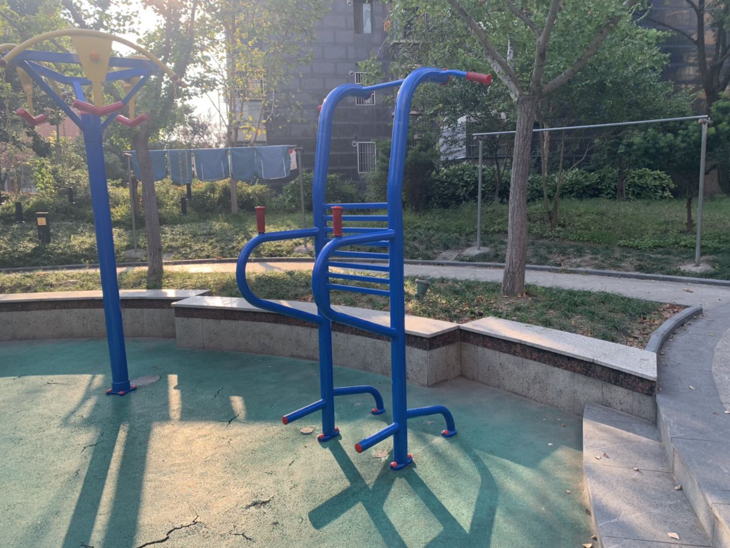 多功能訓(xùn)練器