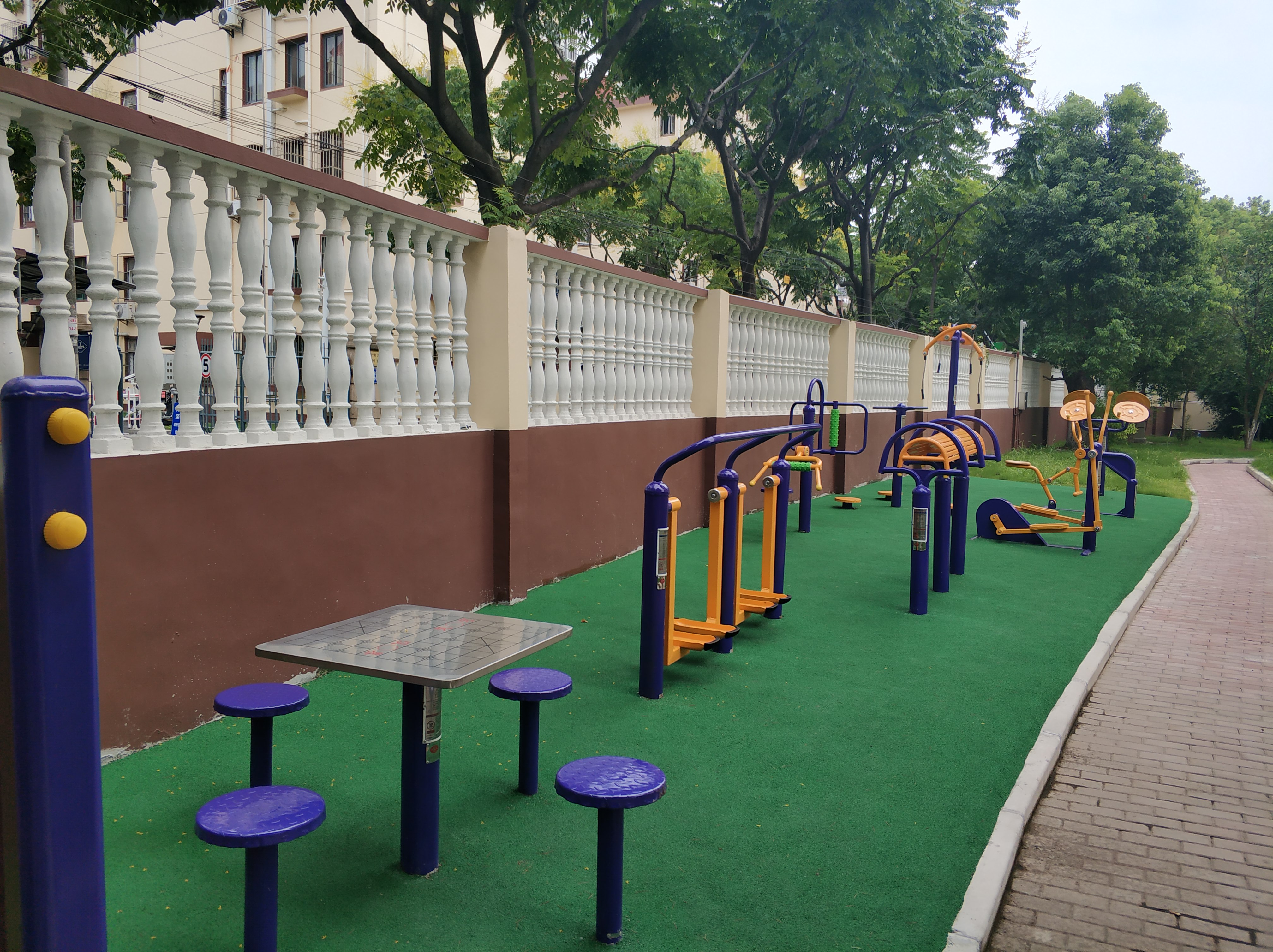 青澤社區(qū)市民益智健身點(diǎn)