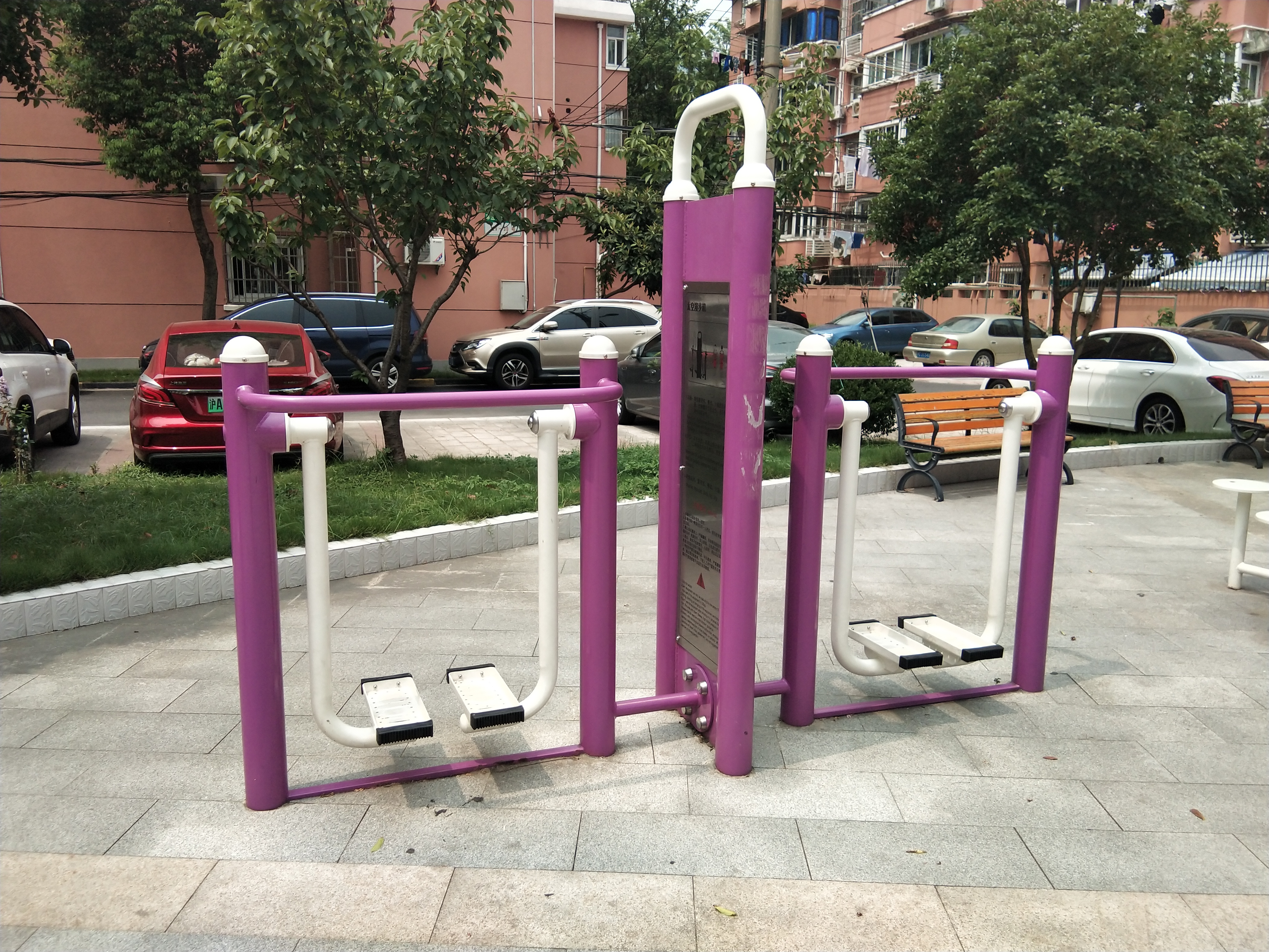 雙立柱太空漫步器