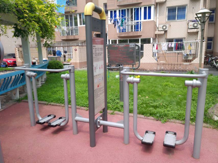 雙位太空漫步機(jī)