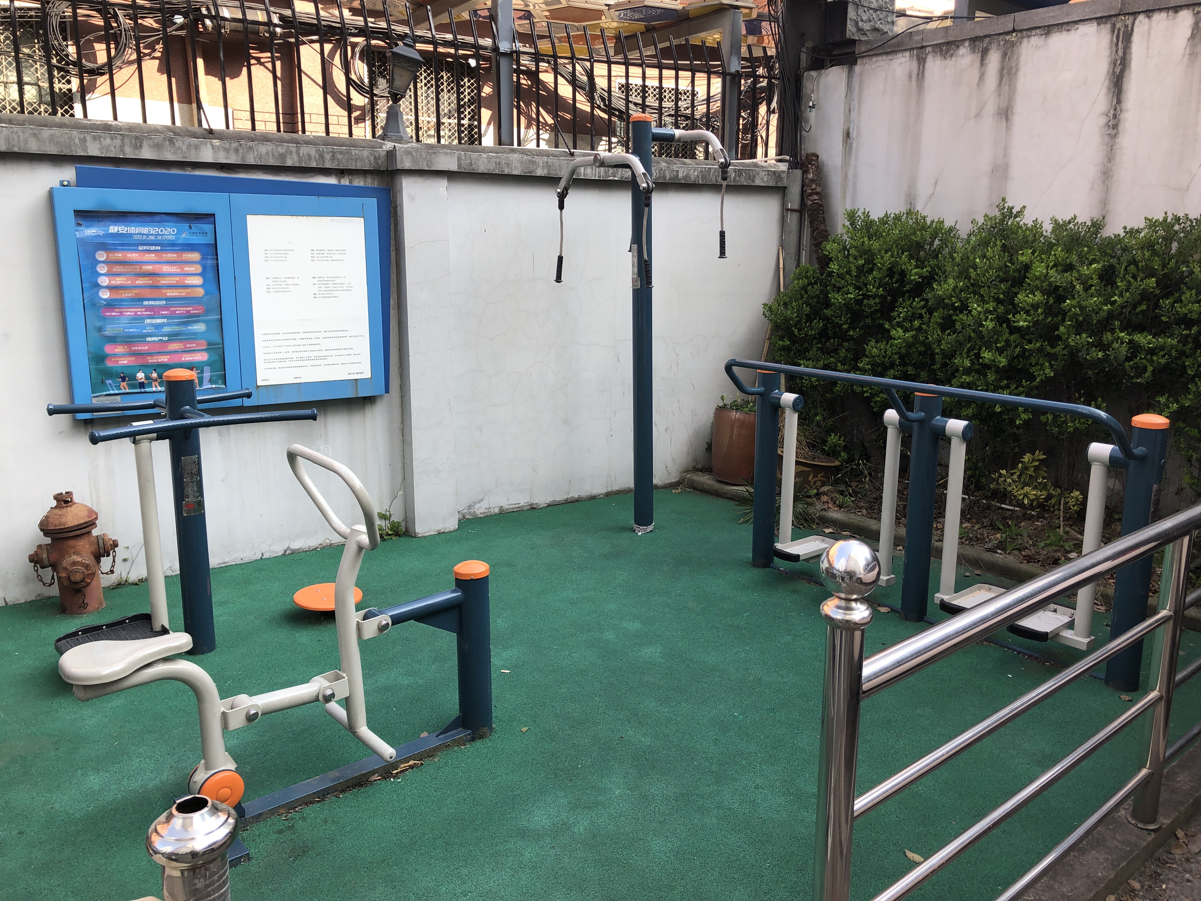 靜安區(qū)靜安寺街道靜安居委健身點(diǎn)（膠州路58弄）