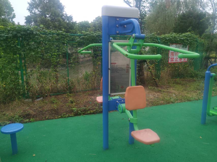 雙立柱拉力訓(xùn)練器