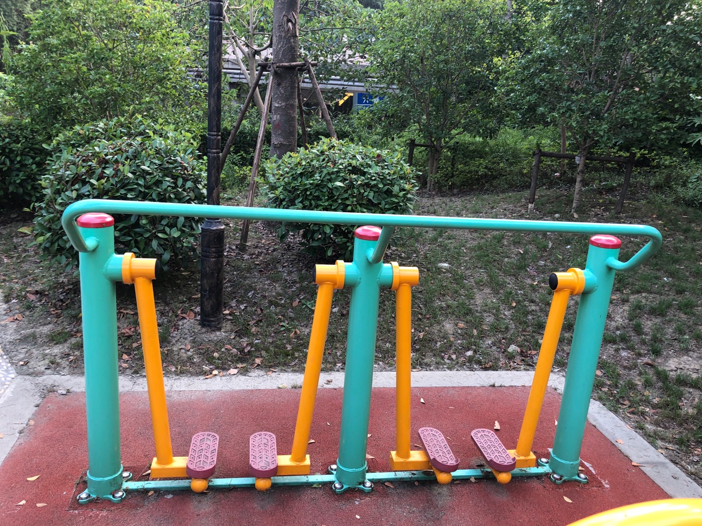 兩聯(lián)漫步機(jī)