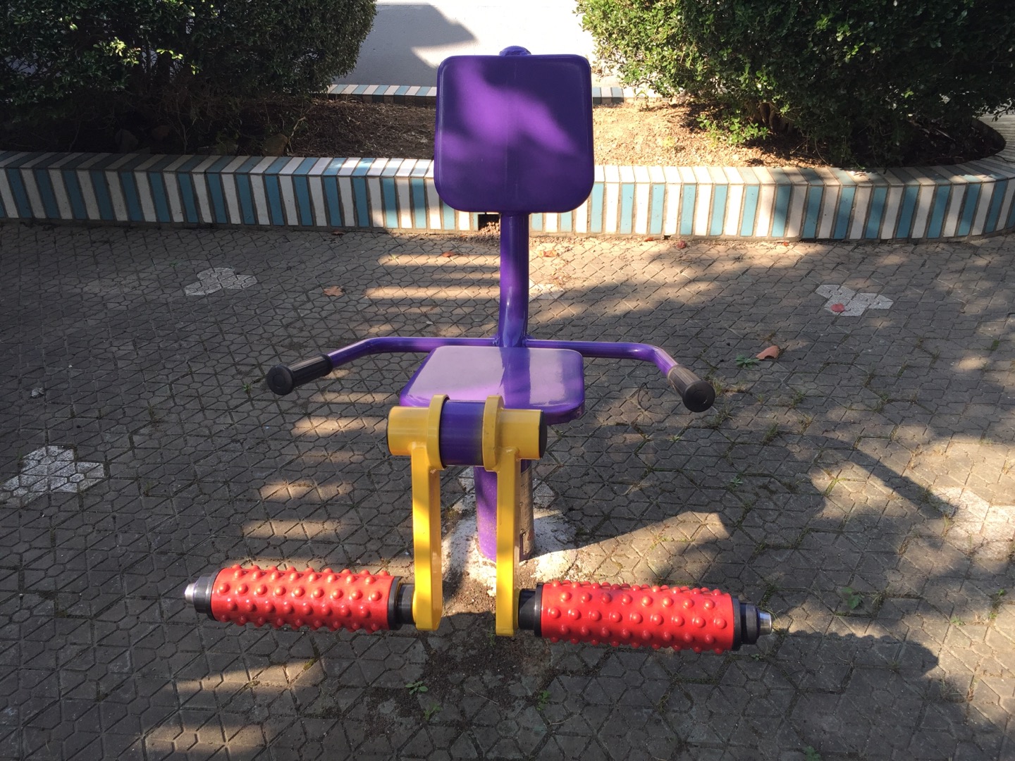 膝關(guān)節(jié)訓(xùn)練器