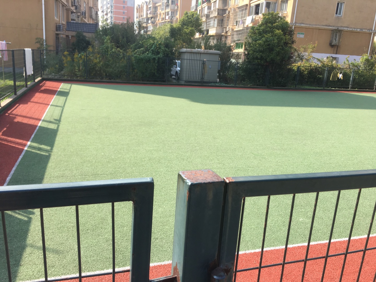 慶東居委門球場(chǎng)