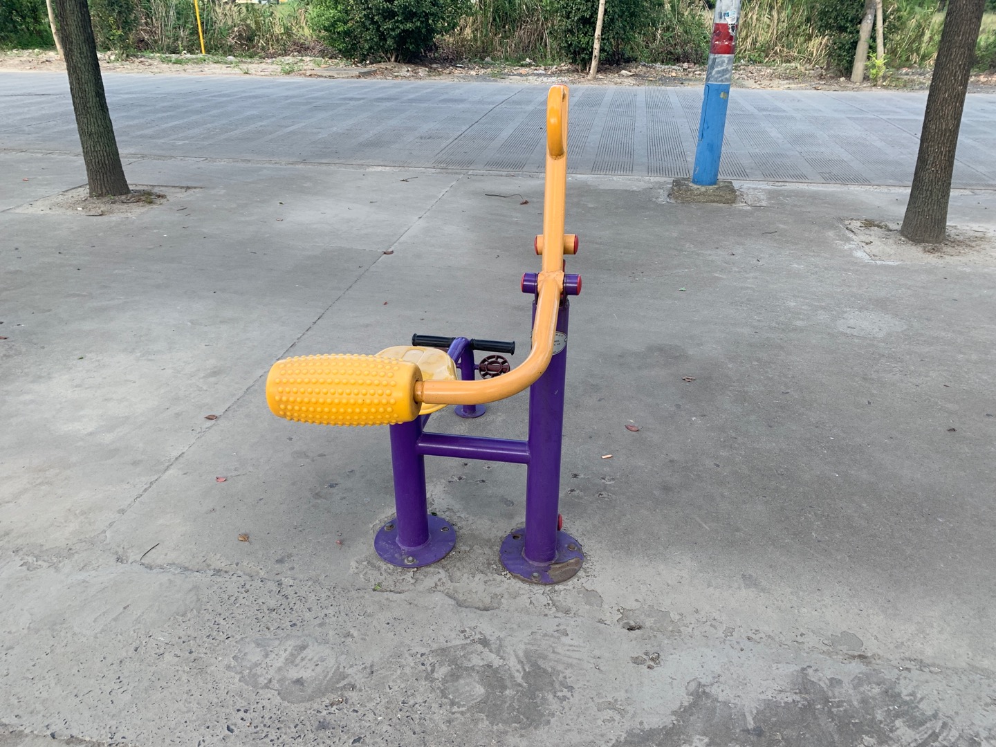 腹背訓(xùn)練器