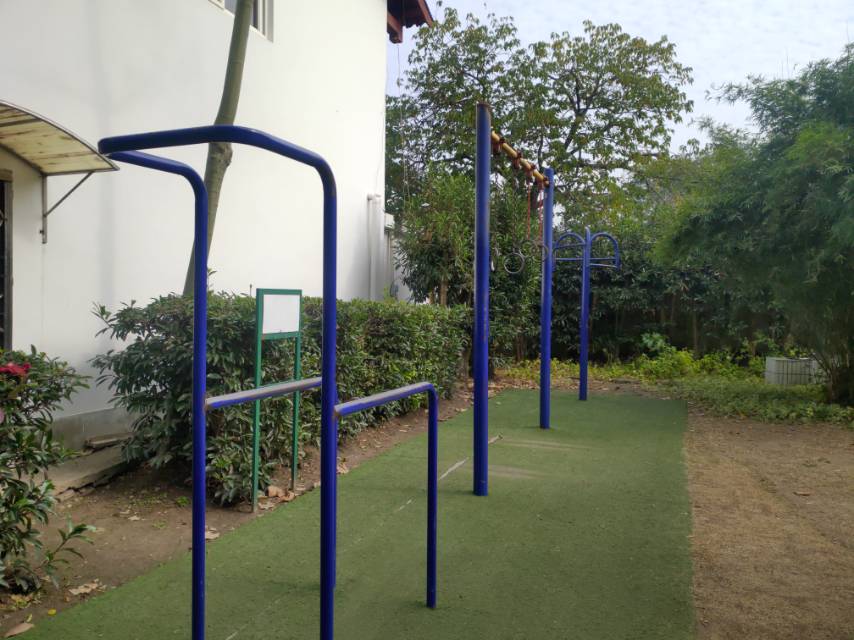 南匯古鐘園健身點(diǎn)二