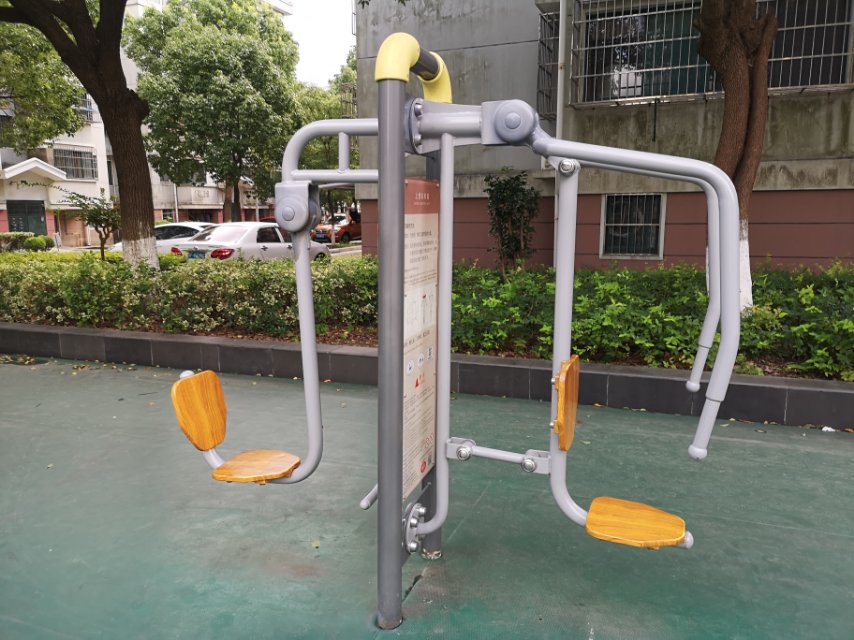 上下肢訓(xùn)練器