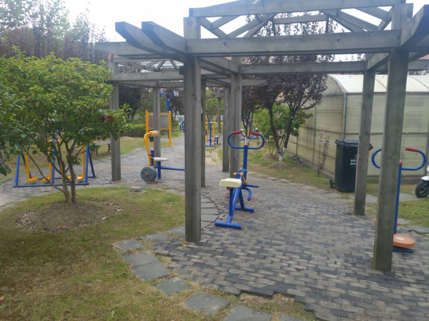 新安社區(qū)健身點