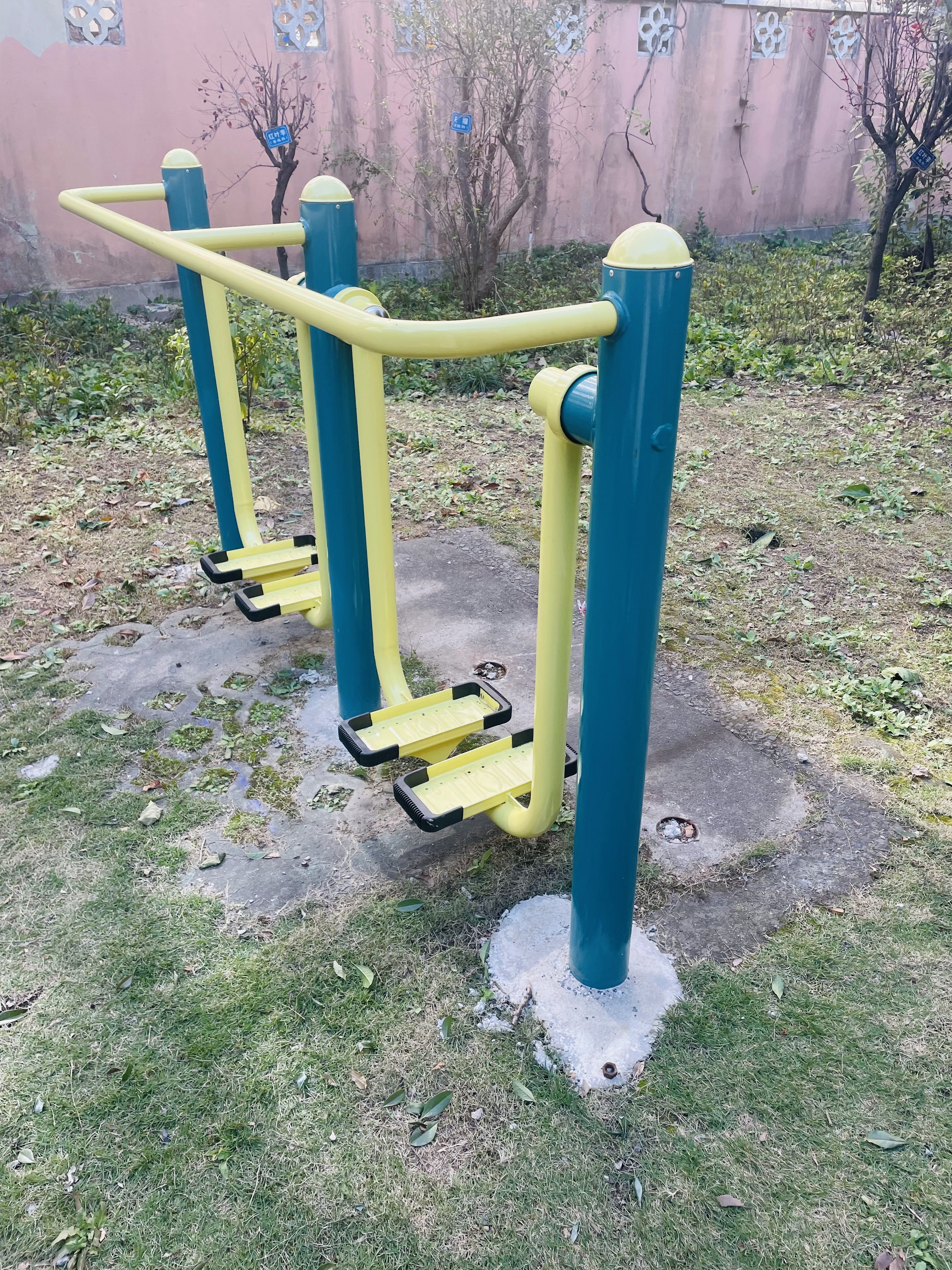 二位智能太空漫步機