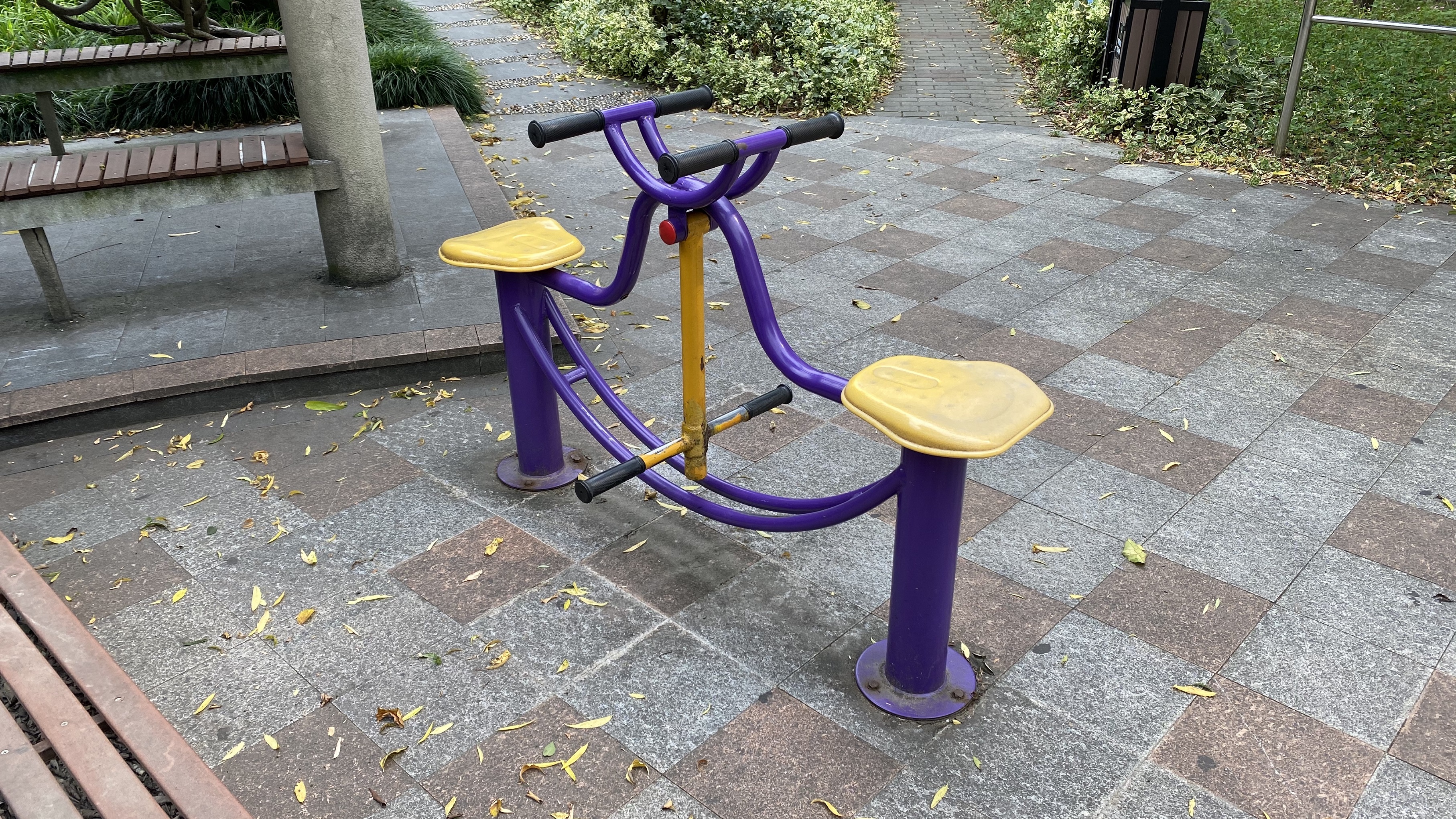 下肢康復(fù)器