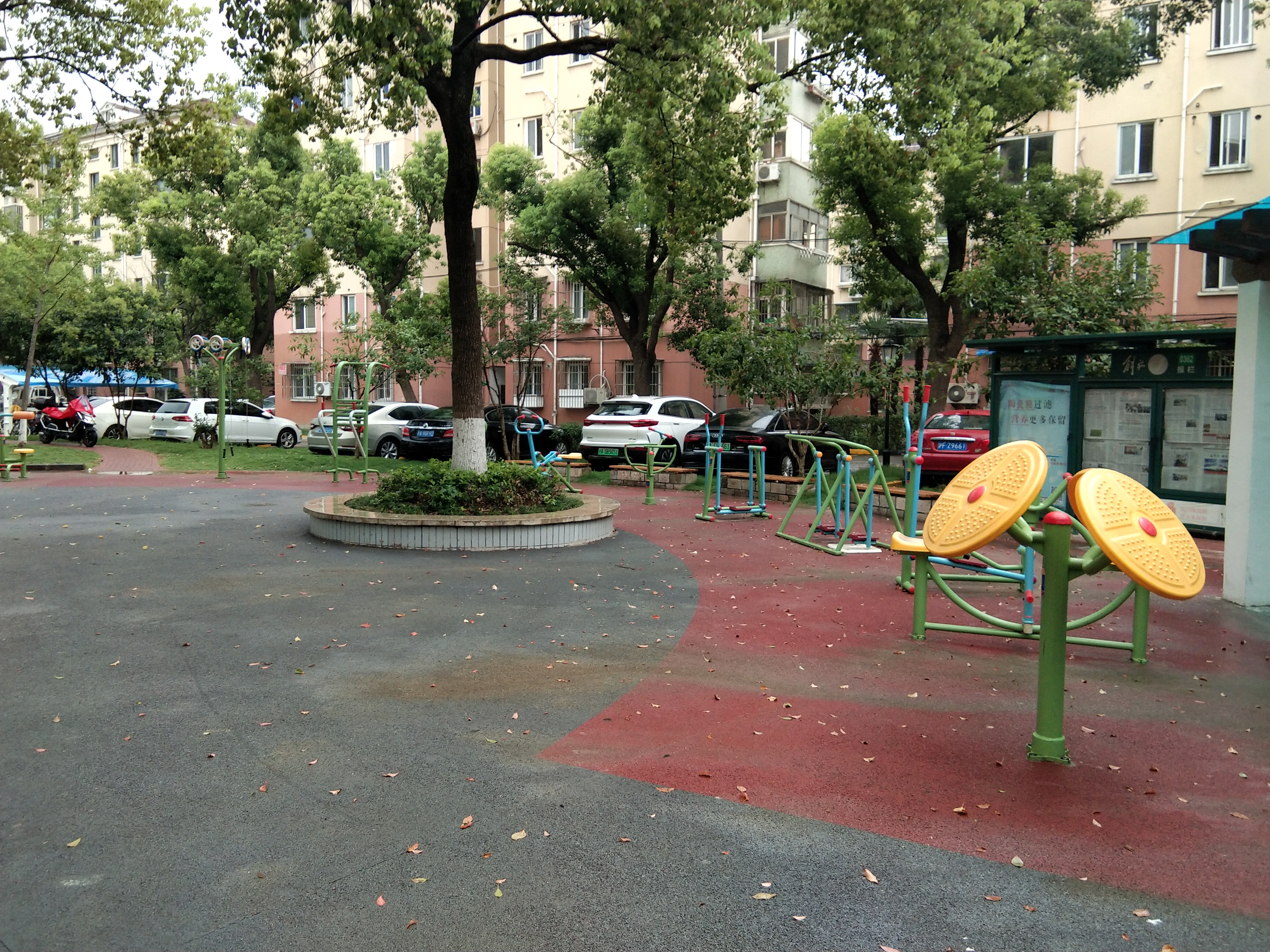 莘城苑健身點(diǎn)