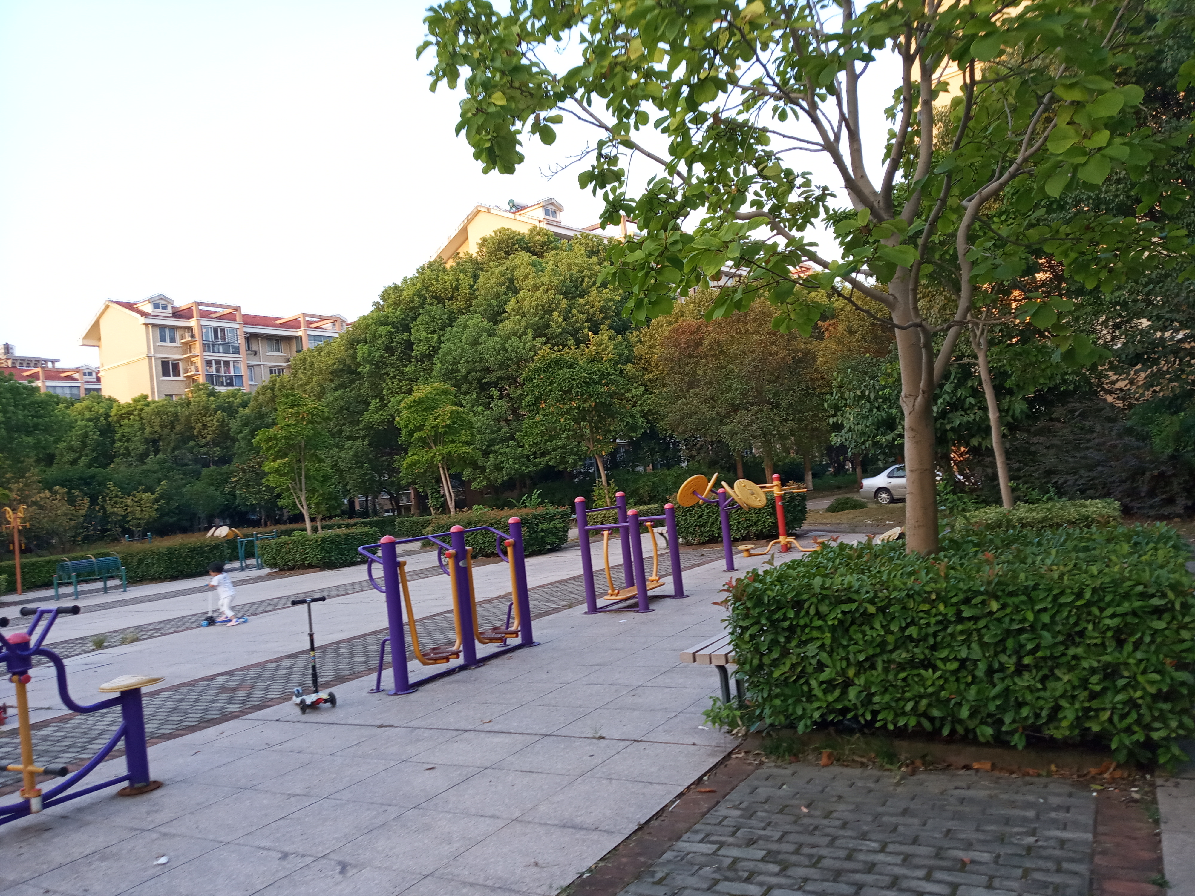 康城居委會(huì)健身點(diǎn)