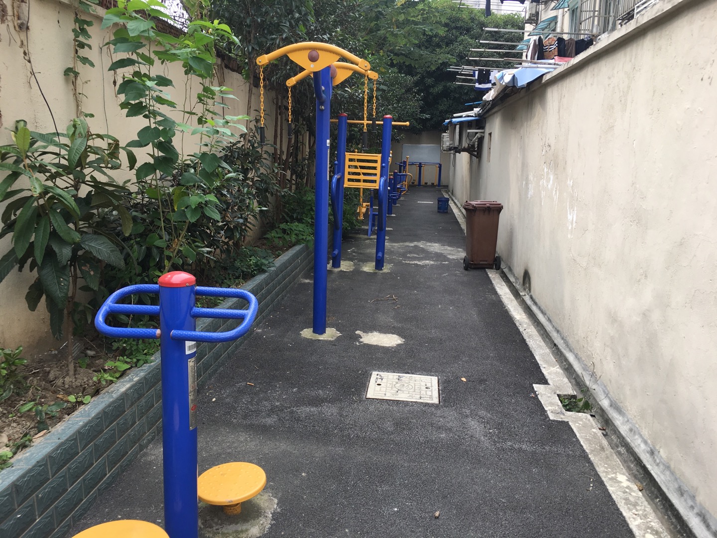 靜安區(qū)共和新路街道805弄居委健身點（共和新路1200弄）