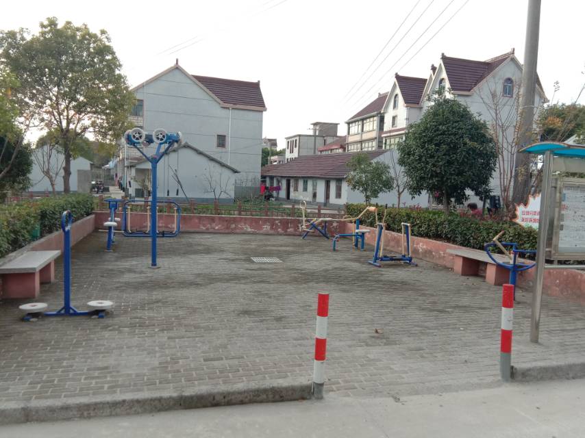 塘路村9組健身點