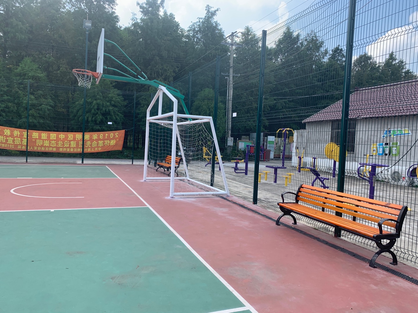 新梅村農(nóng)民健身工程