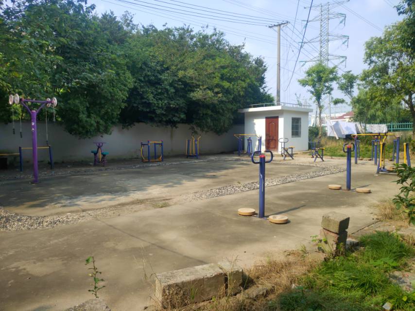 泗塘五村一居委健身點(diǎn)