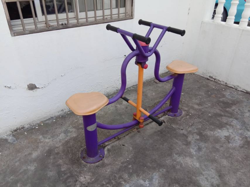 下肢訓(xùn)練器