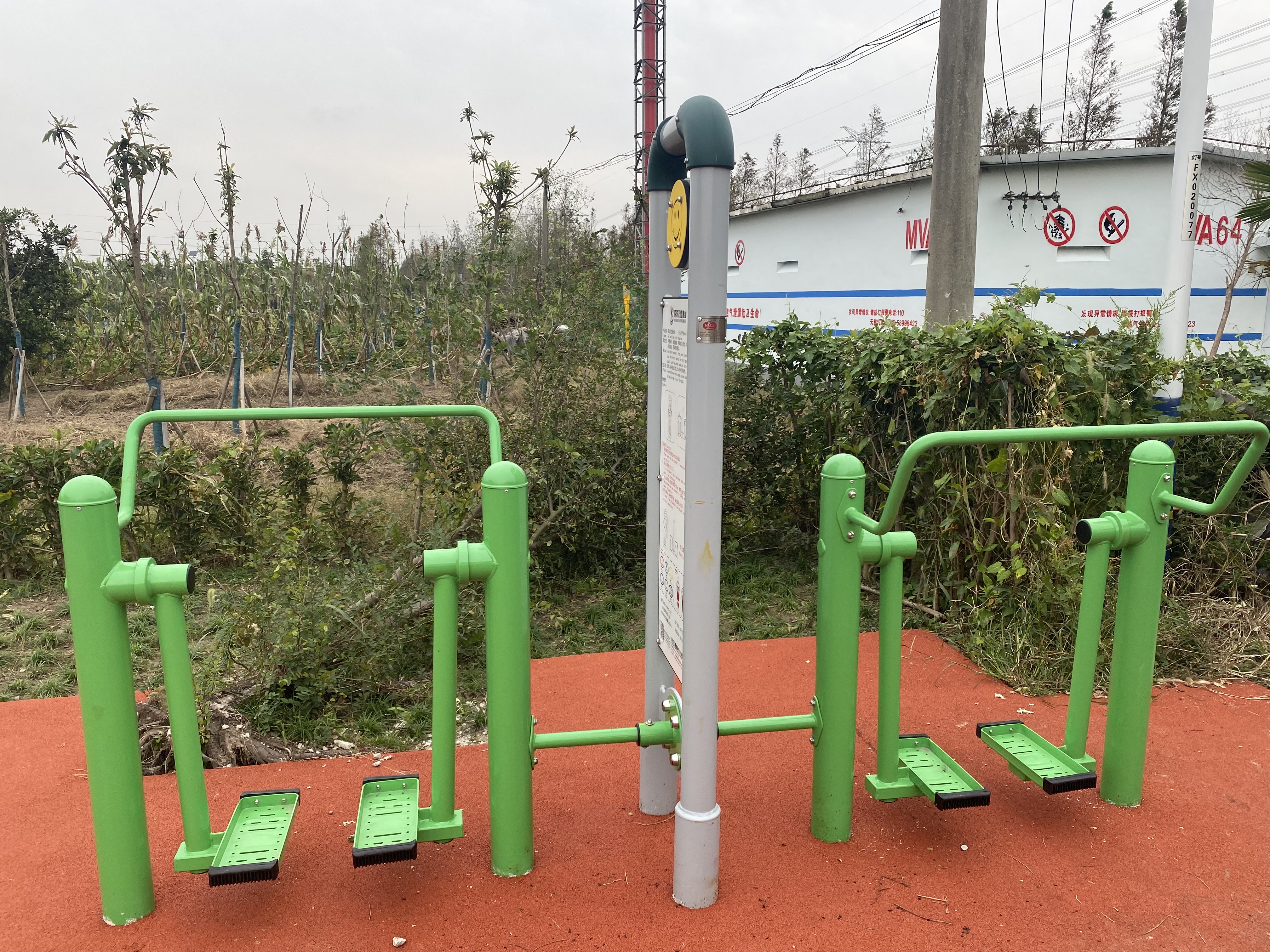 二位智能太空漫步機