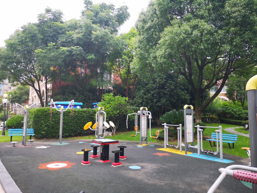 金海街道恒賢居委健身點(diǎn)