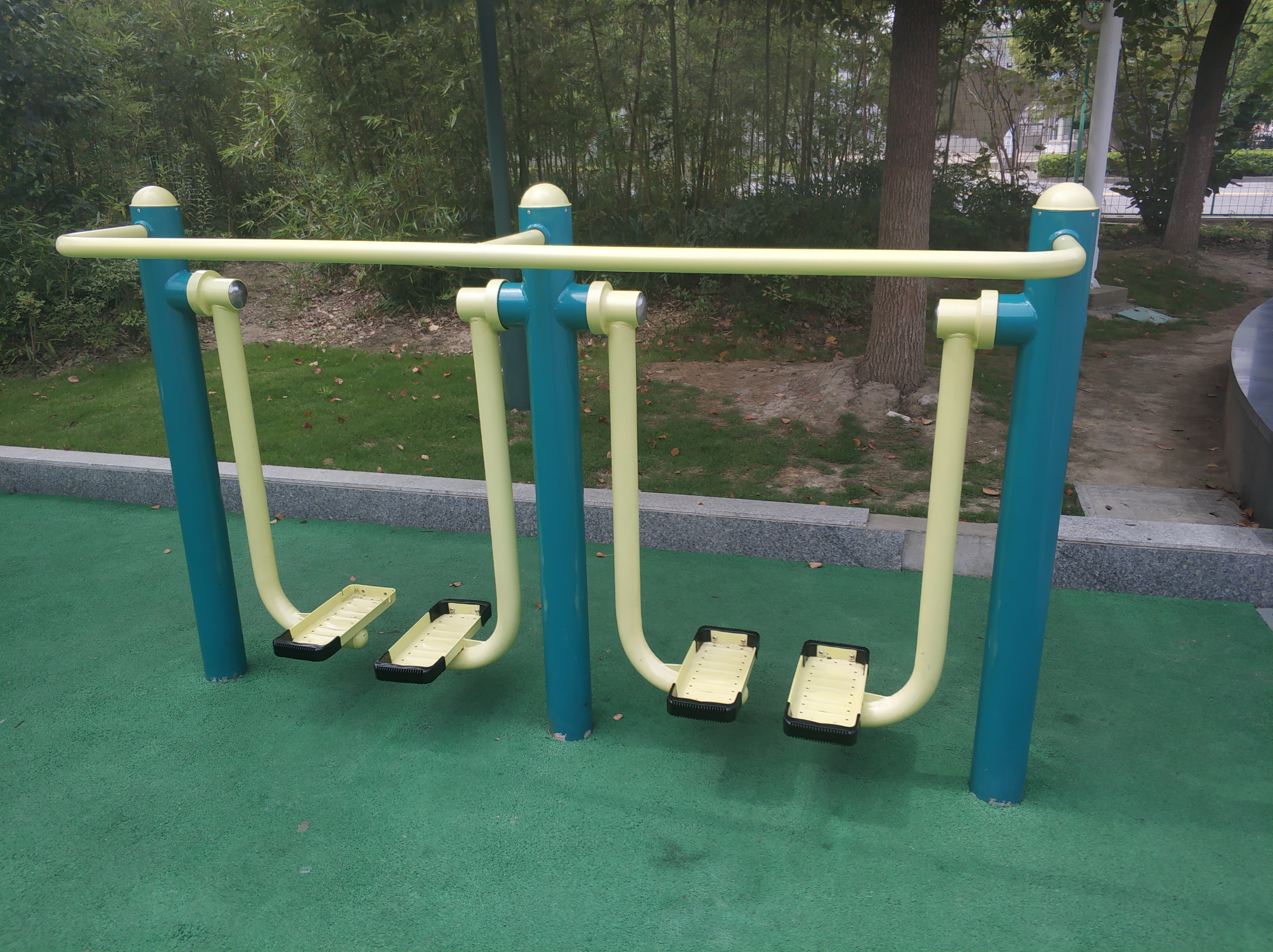 雙位太空漫步機(jī)