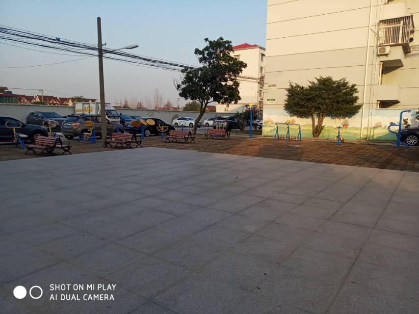 暮紫橋居委泰星公寓廣場(chǎng)健身點(diǎn)