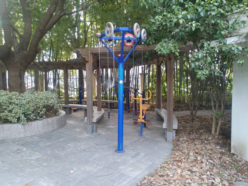 云蓮一居委東瑞公寓健身點