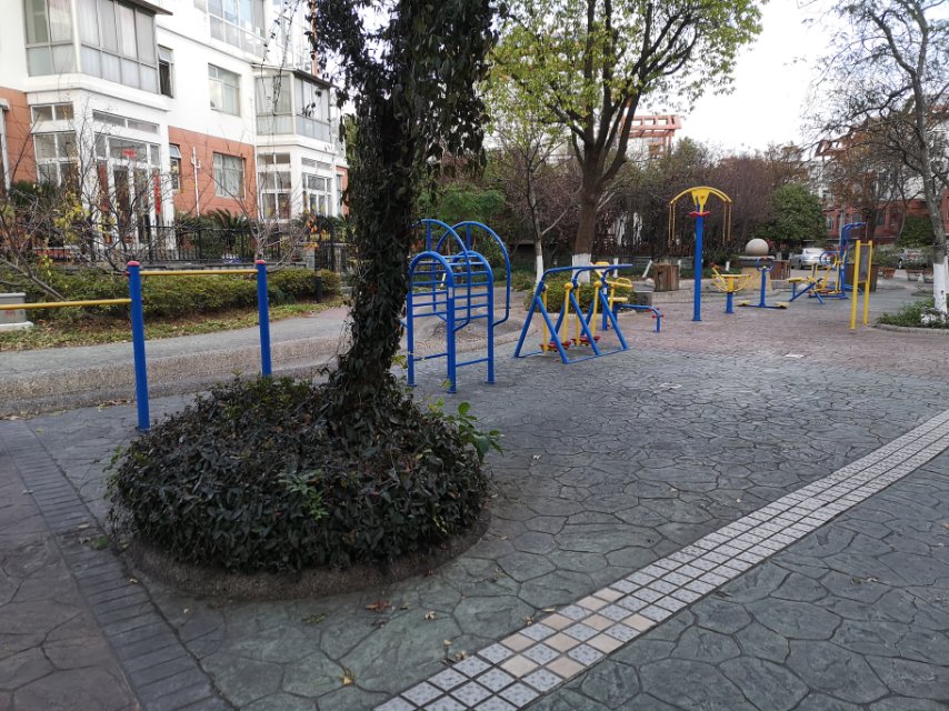 城市經(jīng)典居委健身苑點(diǎn)