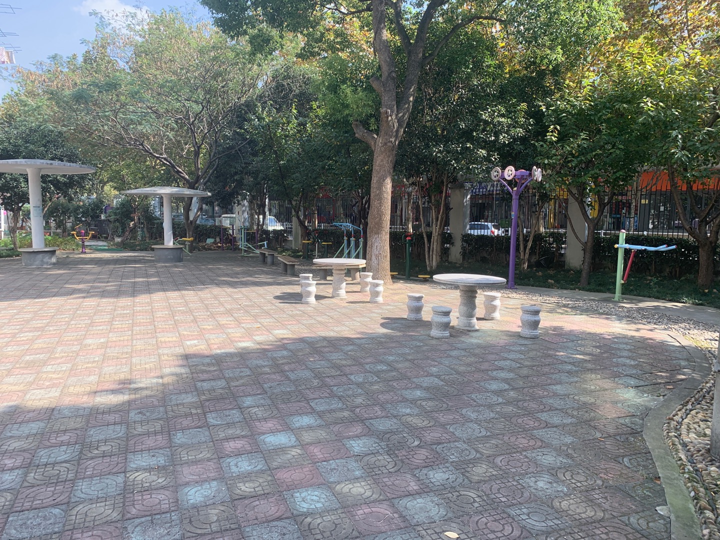 荷五居委市民益智健身苑點(diǎn)1