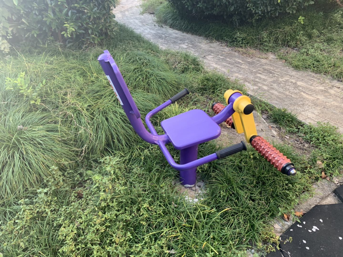 膝關(guān)節(jié)訓(xùn)練器