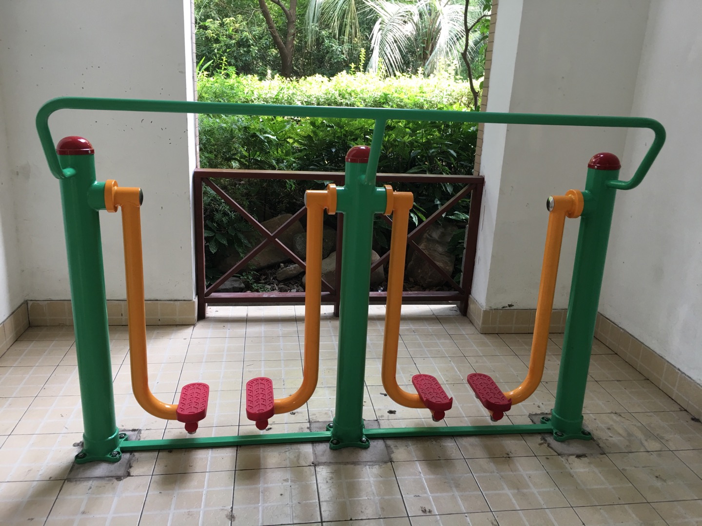 兩聯(lián)漫步機