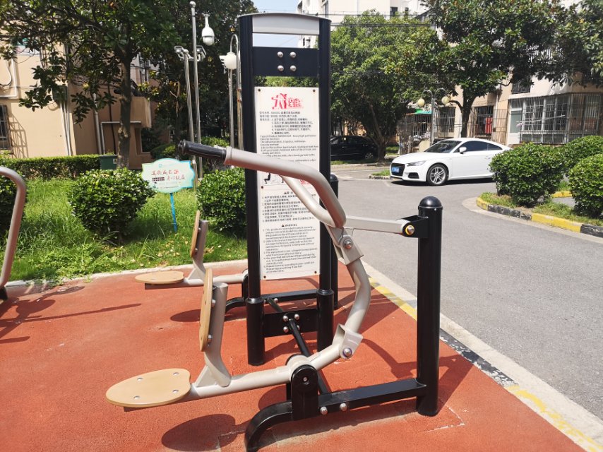 自重式高拉訓(xùn)練器