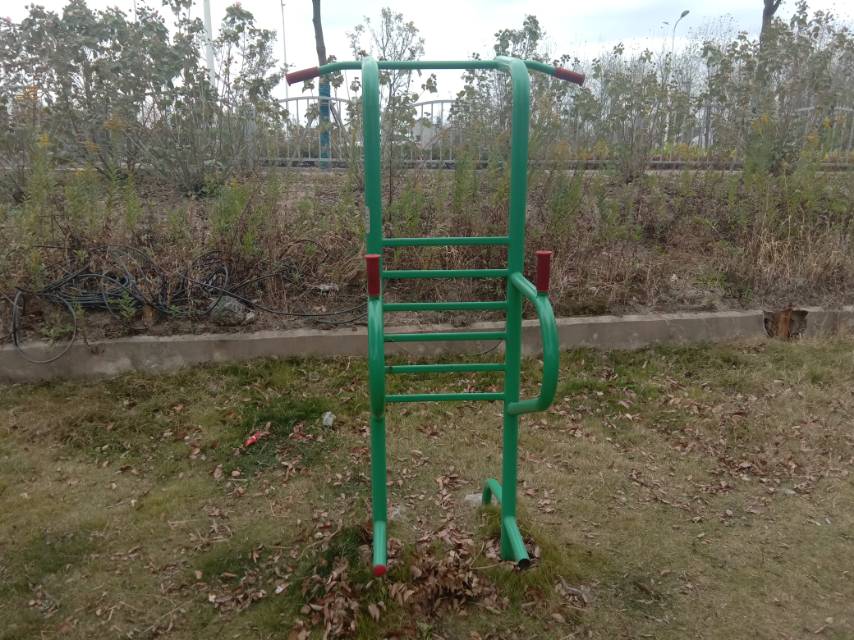 多功能訓(xùn)練器