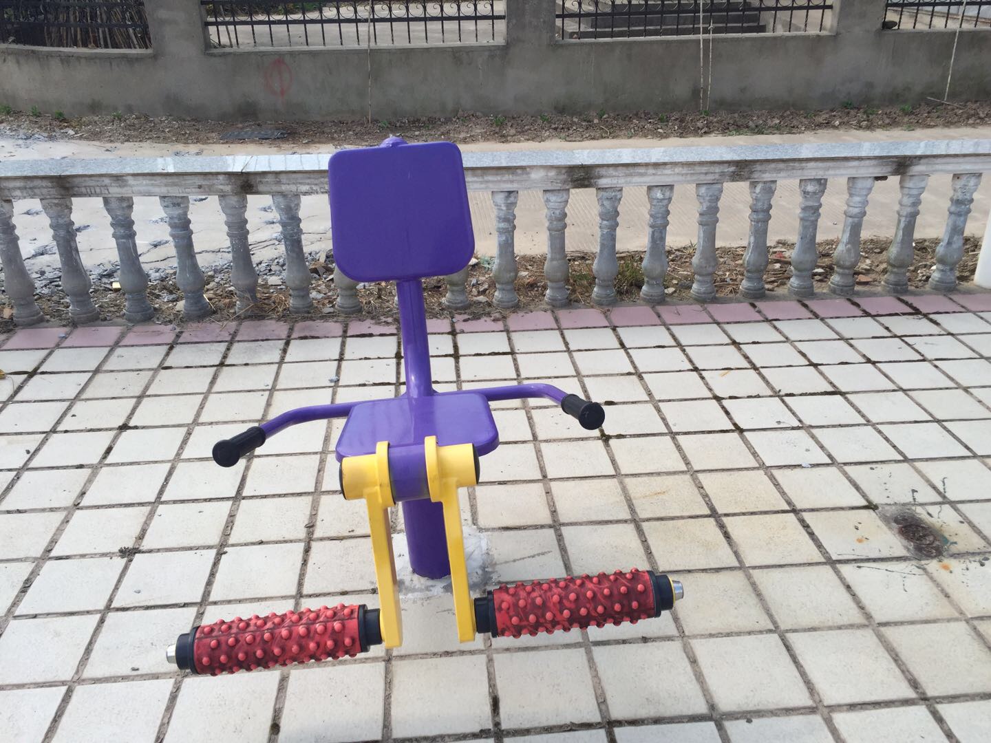 膝關(guān)節(jié)訓(xùn)練器