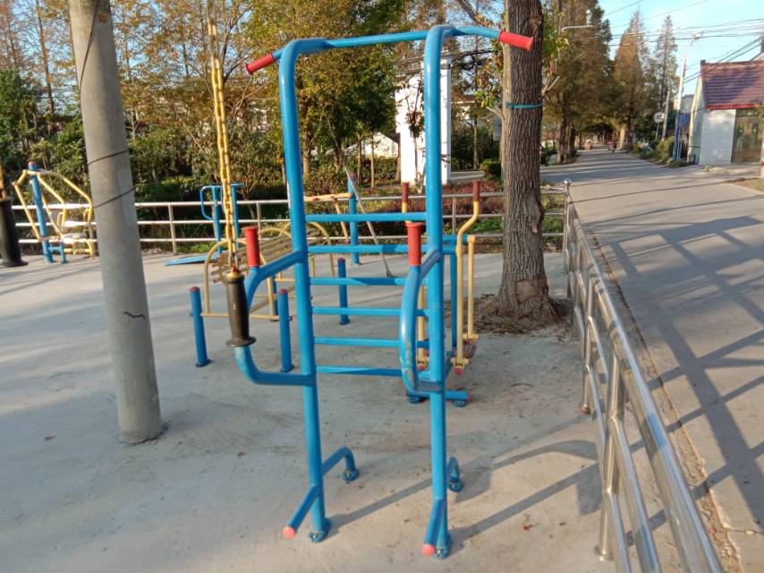 多功能訓(xùn)練器