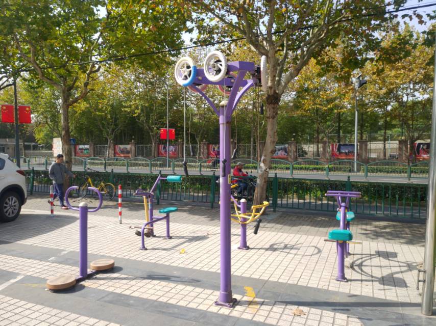 齊五居委博愛家園廣場健身點(diǎn)