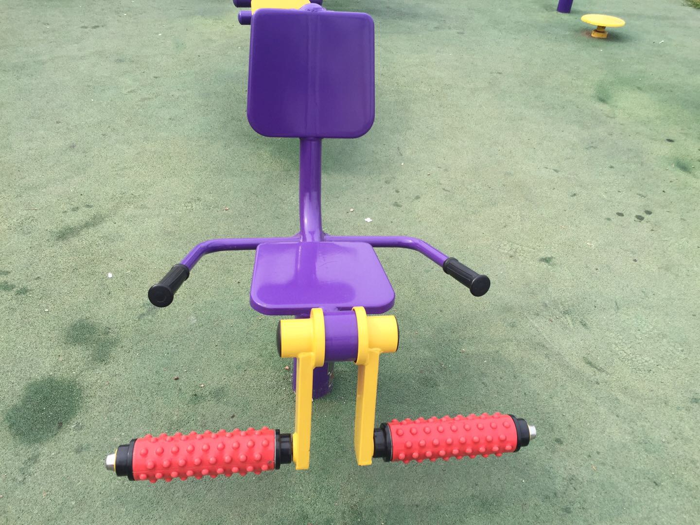 膝關(guān)節(jié)訓(xùn)練器