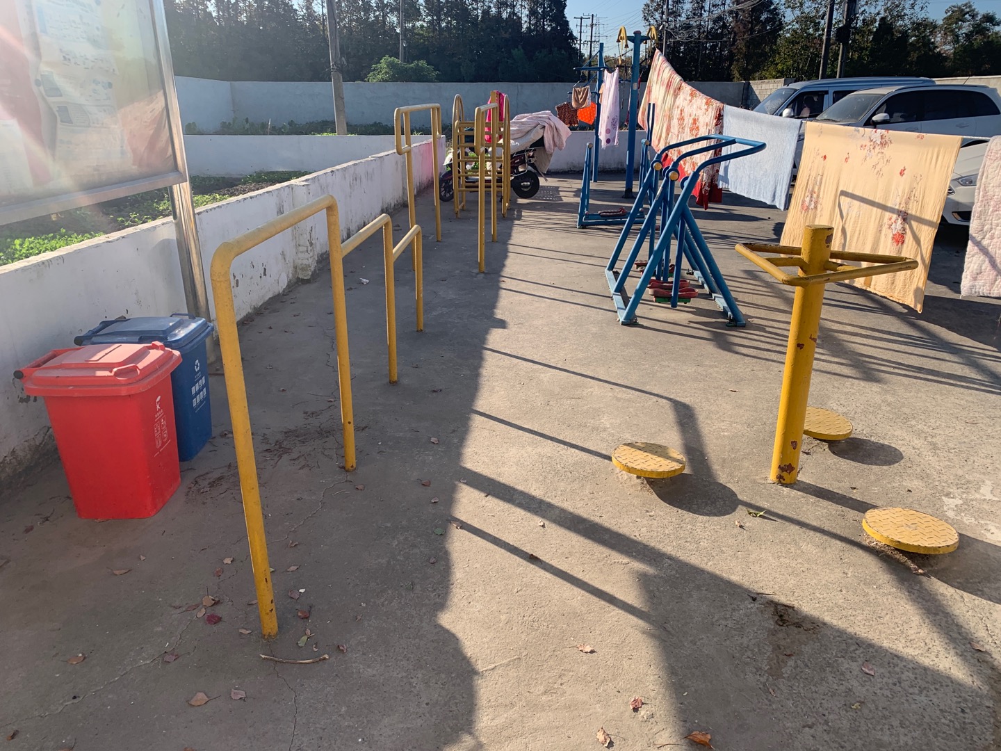 浦東新區(qū)高東鎮(zhèn)革新村健身苑點1