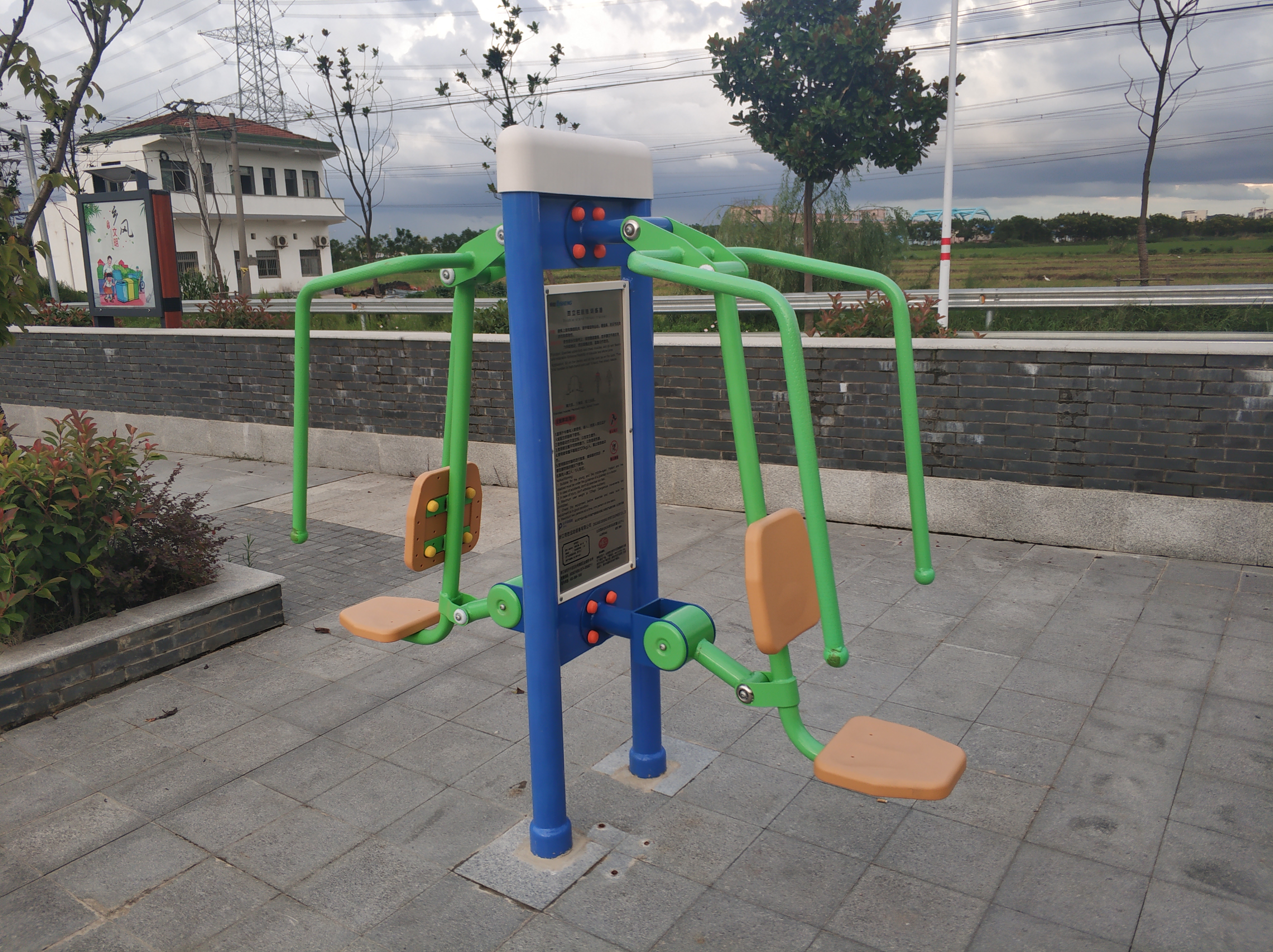 雙立柱前推訓(xùn)練器