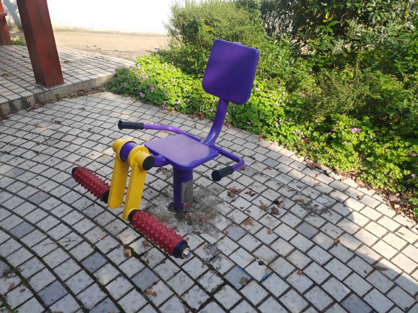 膝關節(jié)訓練器