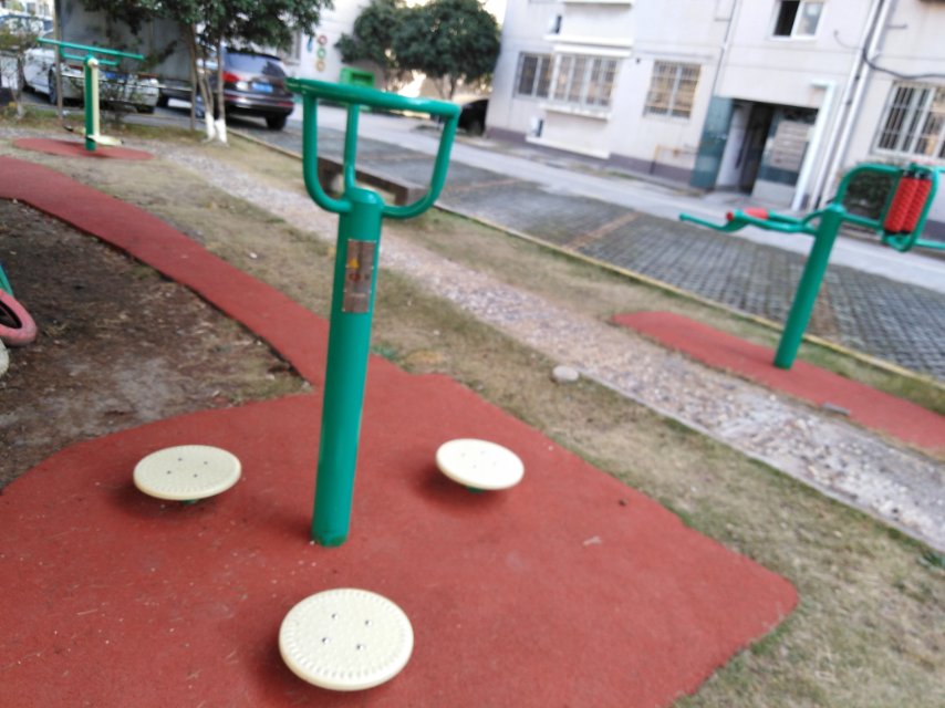 三人轉(zhuǎn)腰器