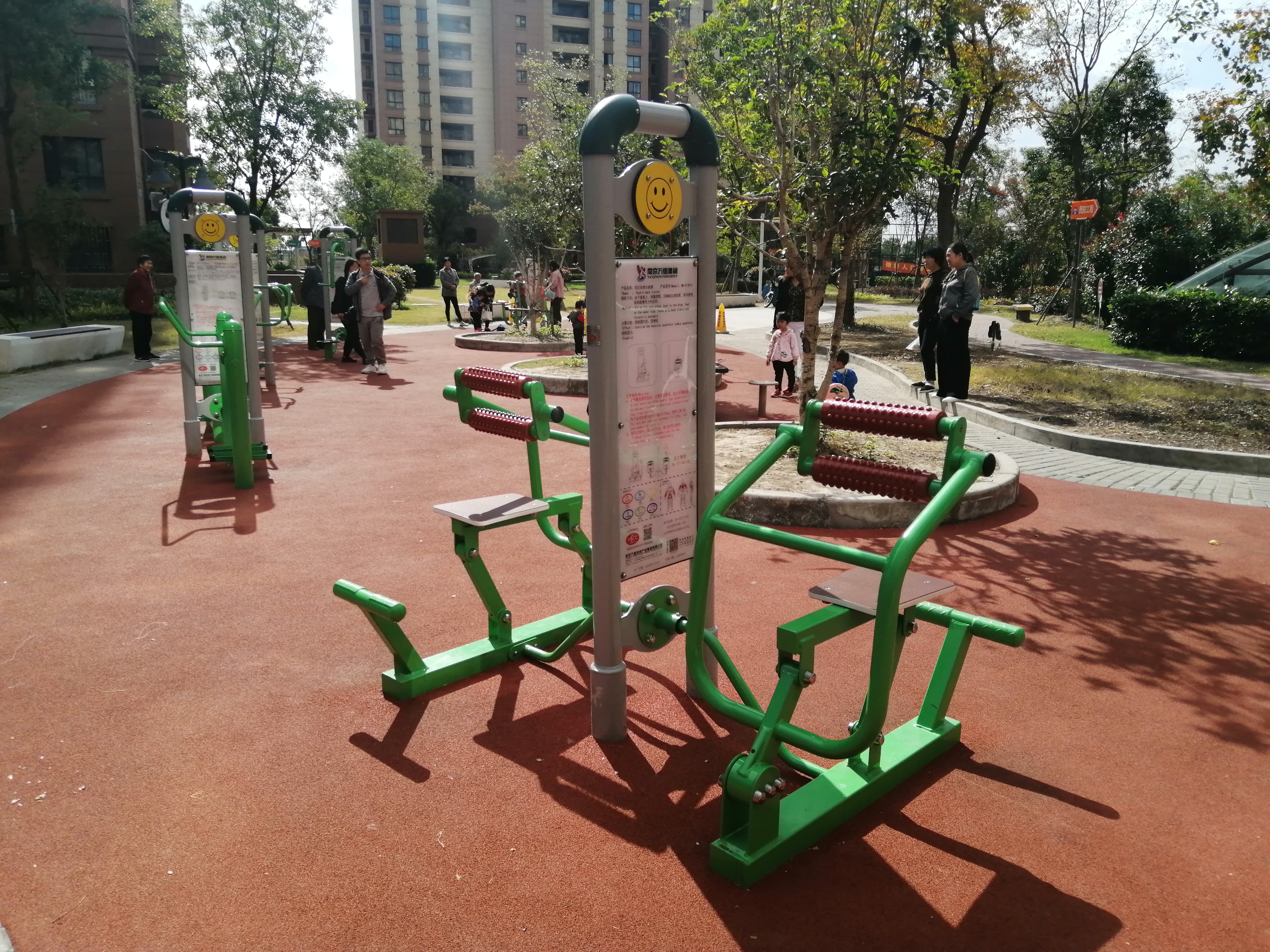 雙位背部訓(xùn)練器