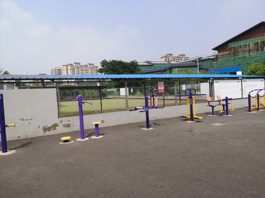 重固鎮(zhèn)泉華社區(qū)健身苑點(diǎn)