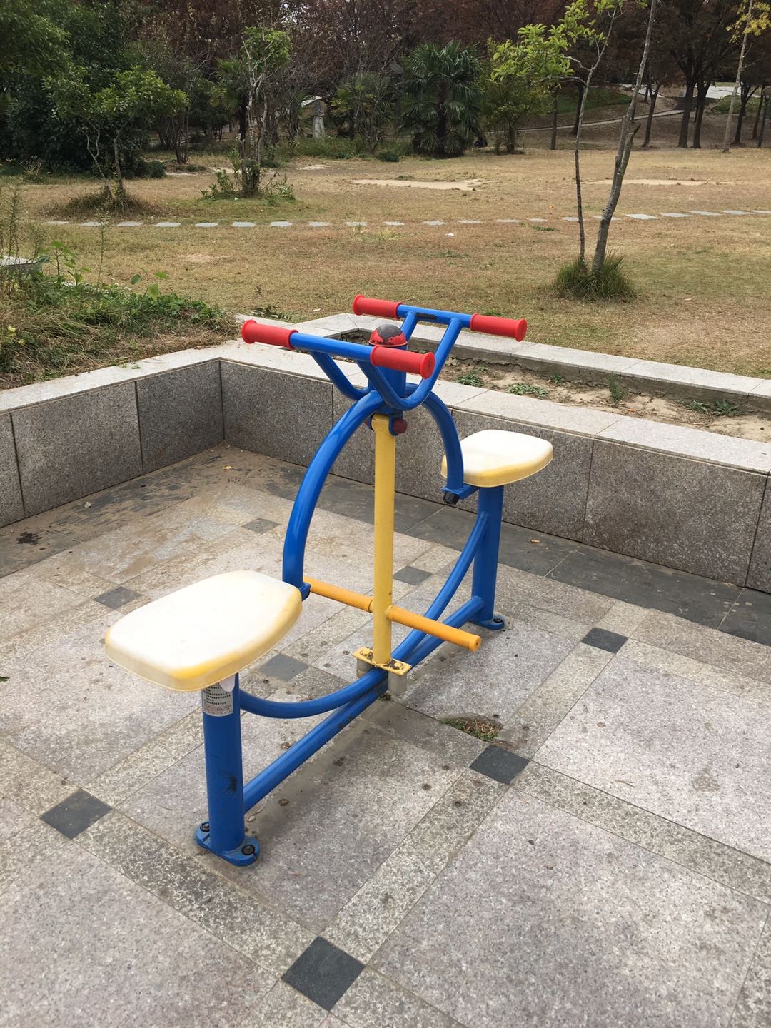 下肢康復(fù)器