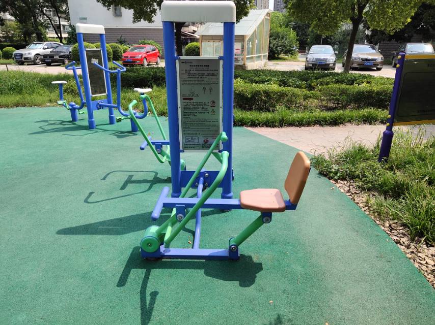 雙立柱平推平拉訓練器