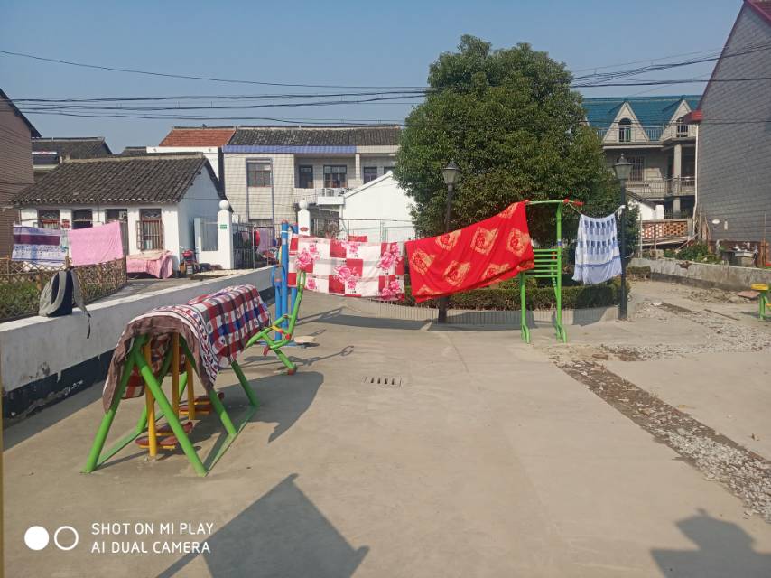 虹三村7隊(duì)健身點(diǎn)