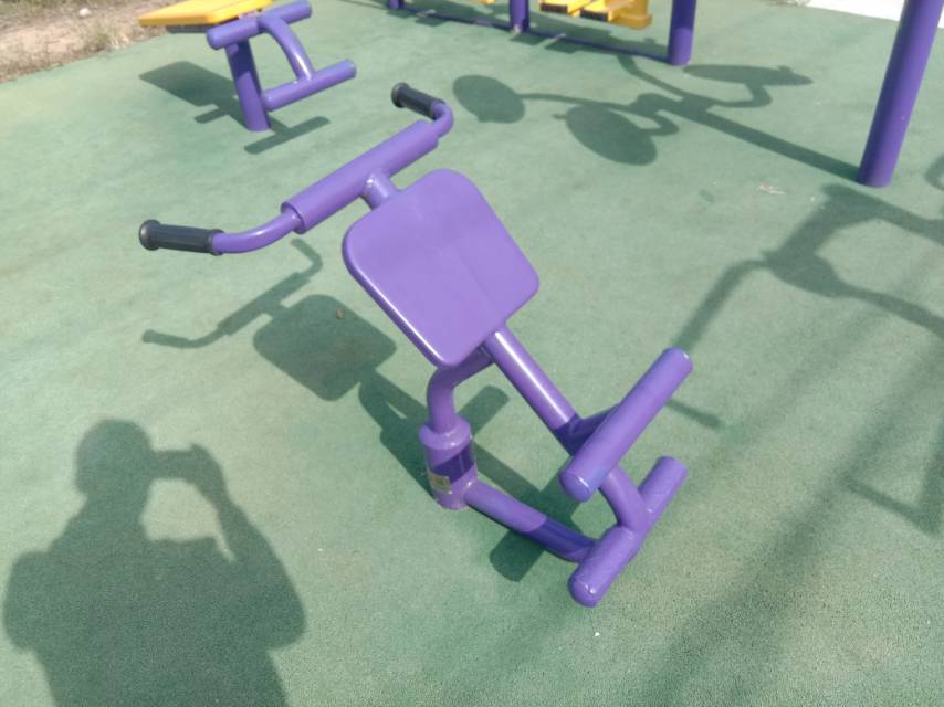 背肌訓(xùn)練器