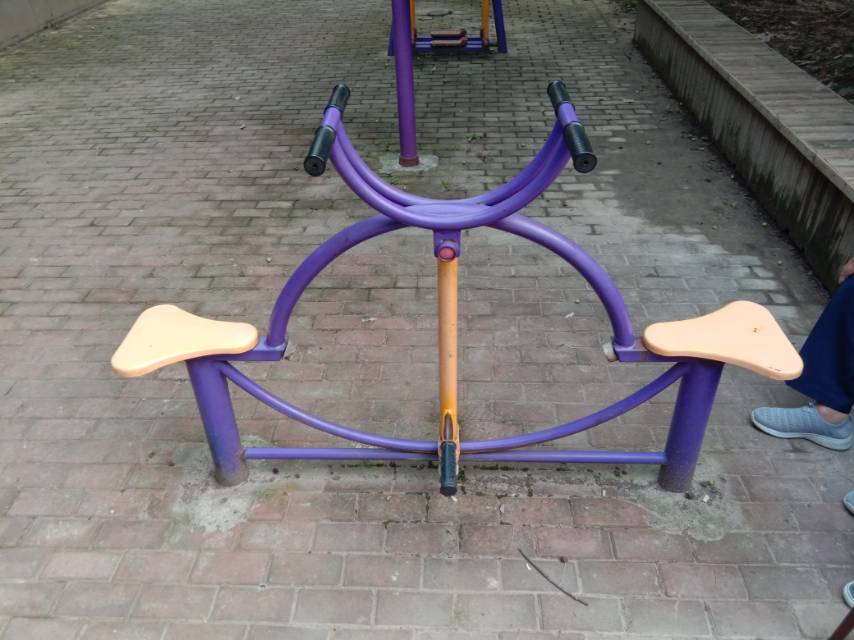 下肢訓(xùn)練器