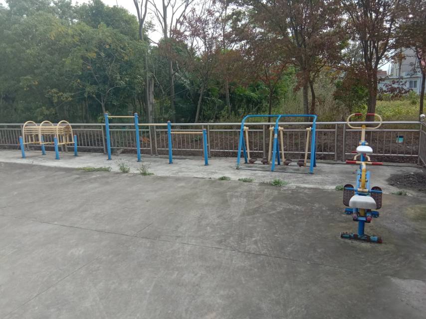 齊成村健身點2